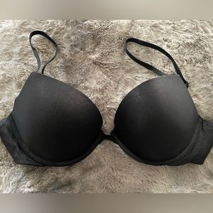 Victoria’s Secret Black Shiny Bra 34C